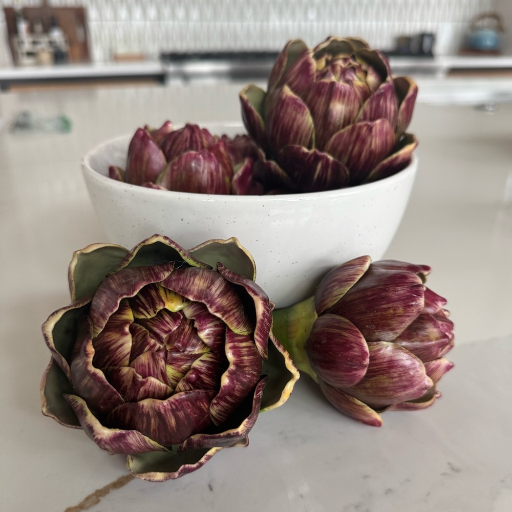 6pcs Large/Small Faux Artichokes Decoration